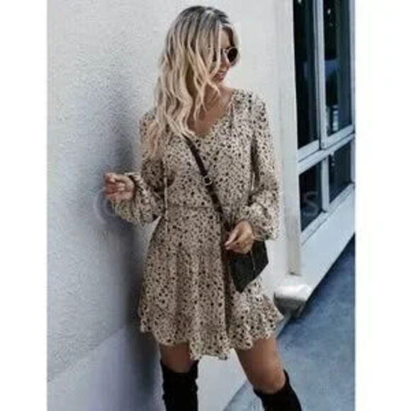 Dresses & Skirts - Ditsy Floral Black on Beige Mini Dress Flared Long Bishop Sleeve